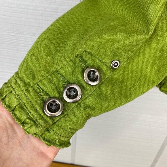 Chico’s Platinum Green Denim Jacket Ruffle Trim Silver Hardware Size 2 - Picture 4 of 7